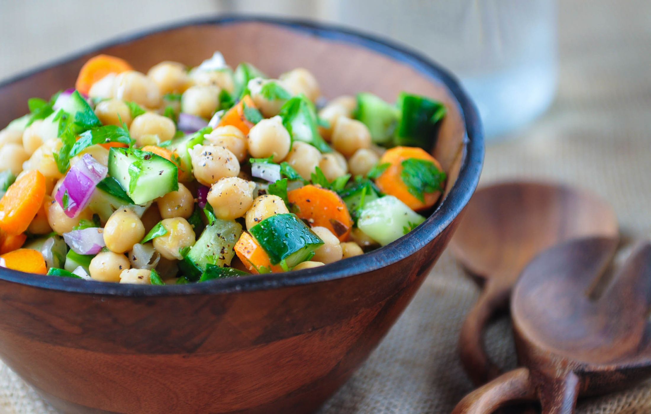 Lemon Olive Oil Chickpea Salad